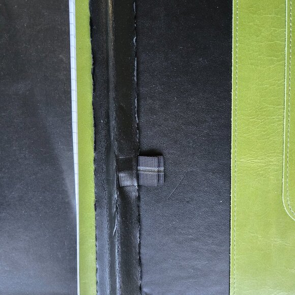 PINETTI Green Leather Zippered Notepad Cover, A4 - Picture 5 of 11